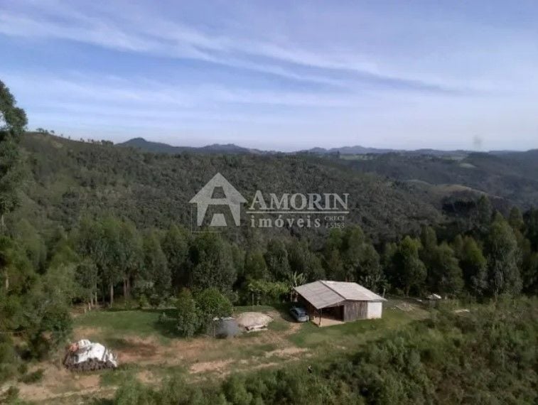 Chácara com 2 dormitórios à venda, 48400 m  por R  635.000,00 ...