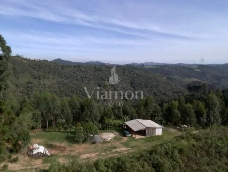 Chácara com 2 dormitórios à venda, 48400 m  por R  635.000,00 ...