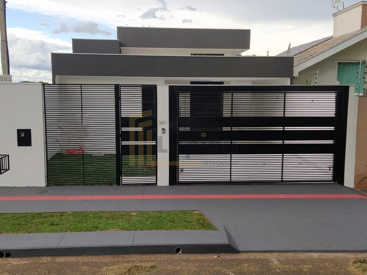 Casa com 3 dormitórios à venda, 145 m² por R$ 780.000,00 - Jar...