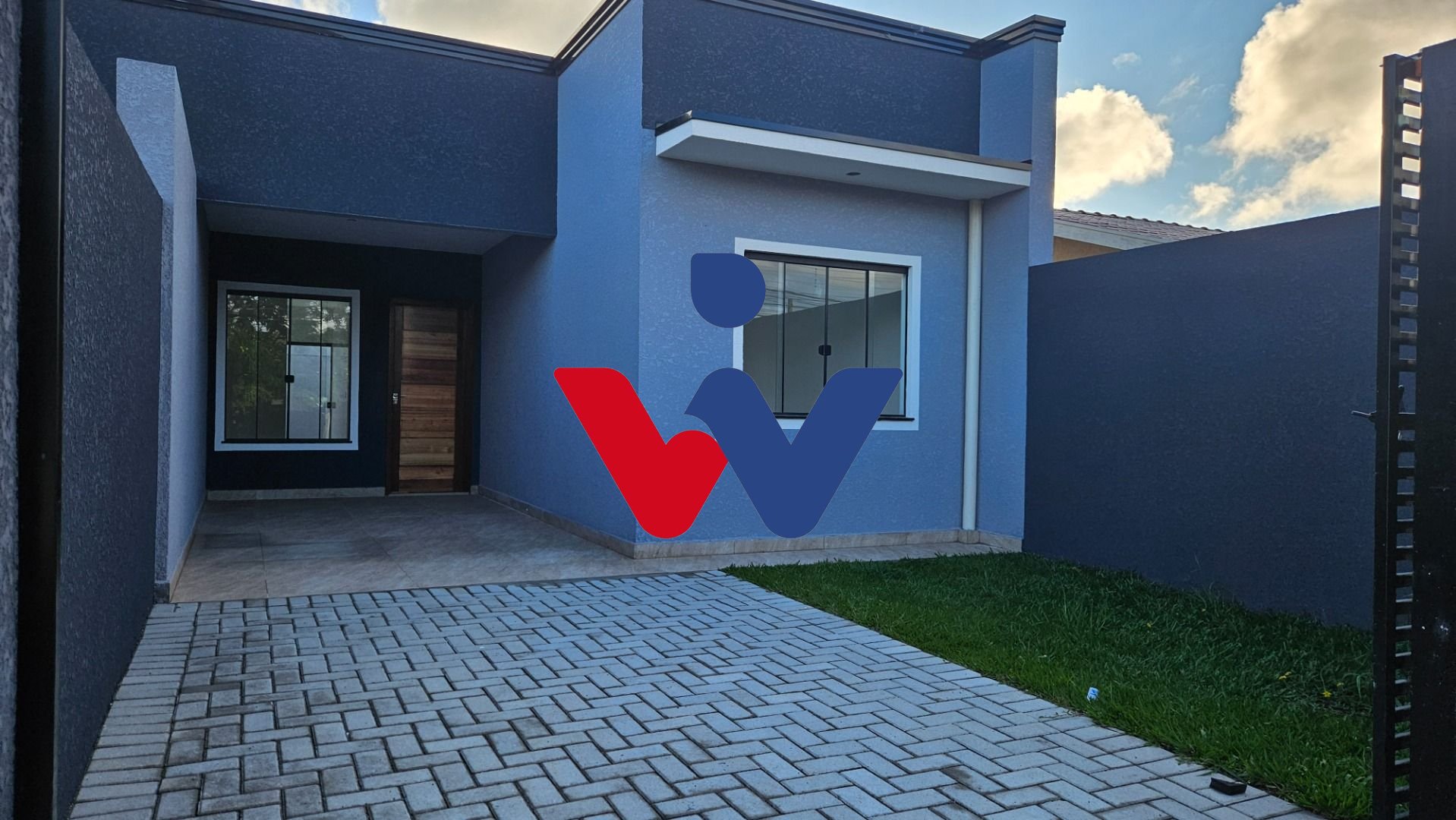 Casa com 3 dormitórios à venda, 67 m  por R  470.000,00 - Cost...