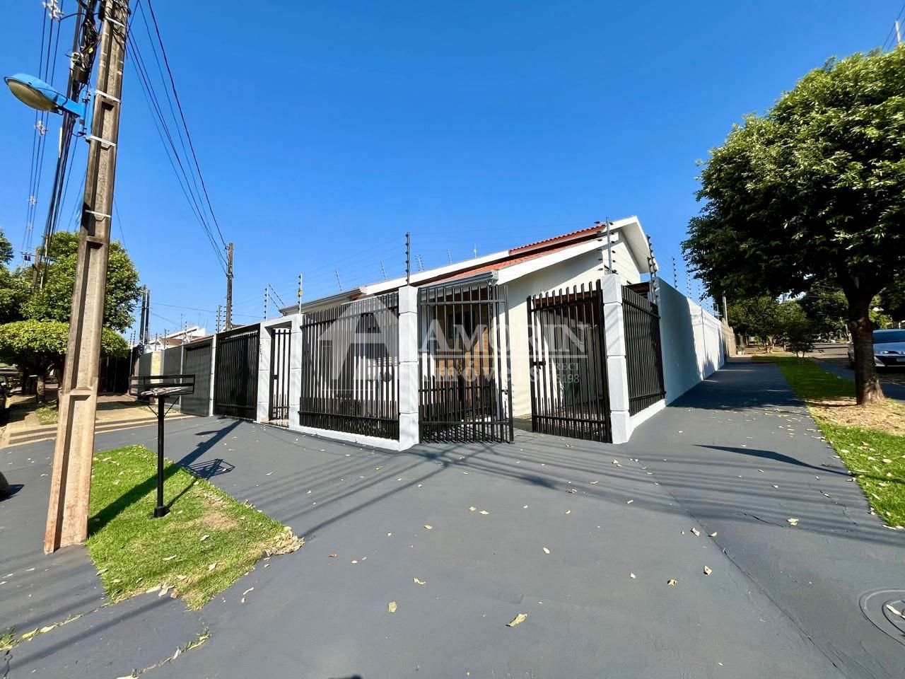 Casa com 3 dormitórios à venda, 200 m  por R  750.000,00 - Jd ...
