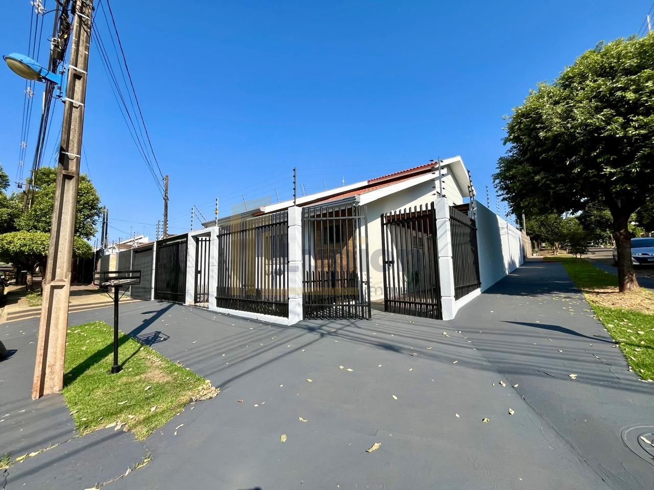 Casa com 3 dormitórios à venda, 200 m  por R  750.000,00 - Jd ...
