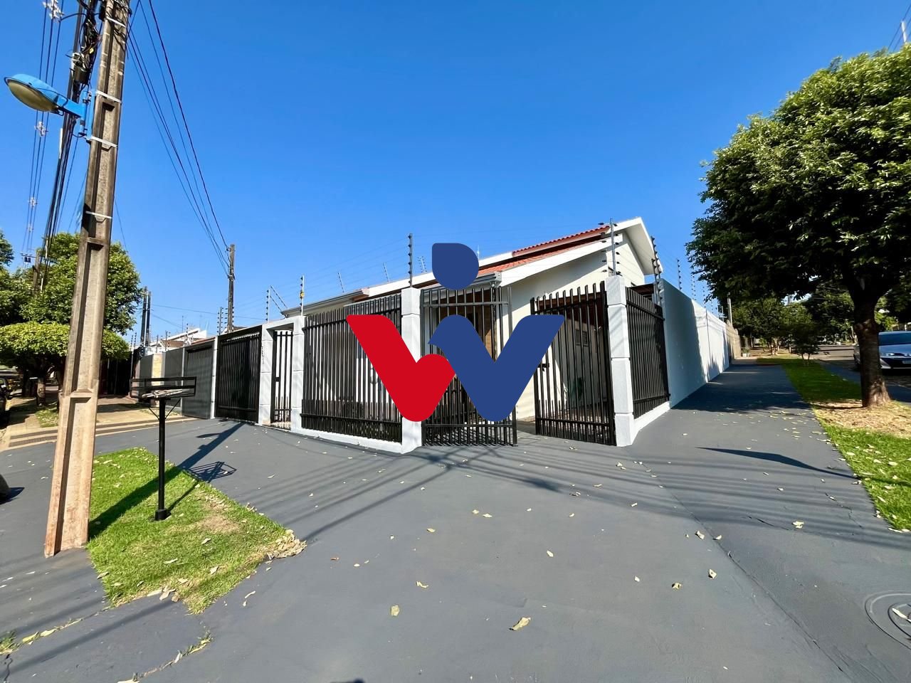 Casa com 3 dormitórios à venda, 200 m  por R  750.000,00 - Jd ...