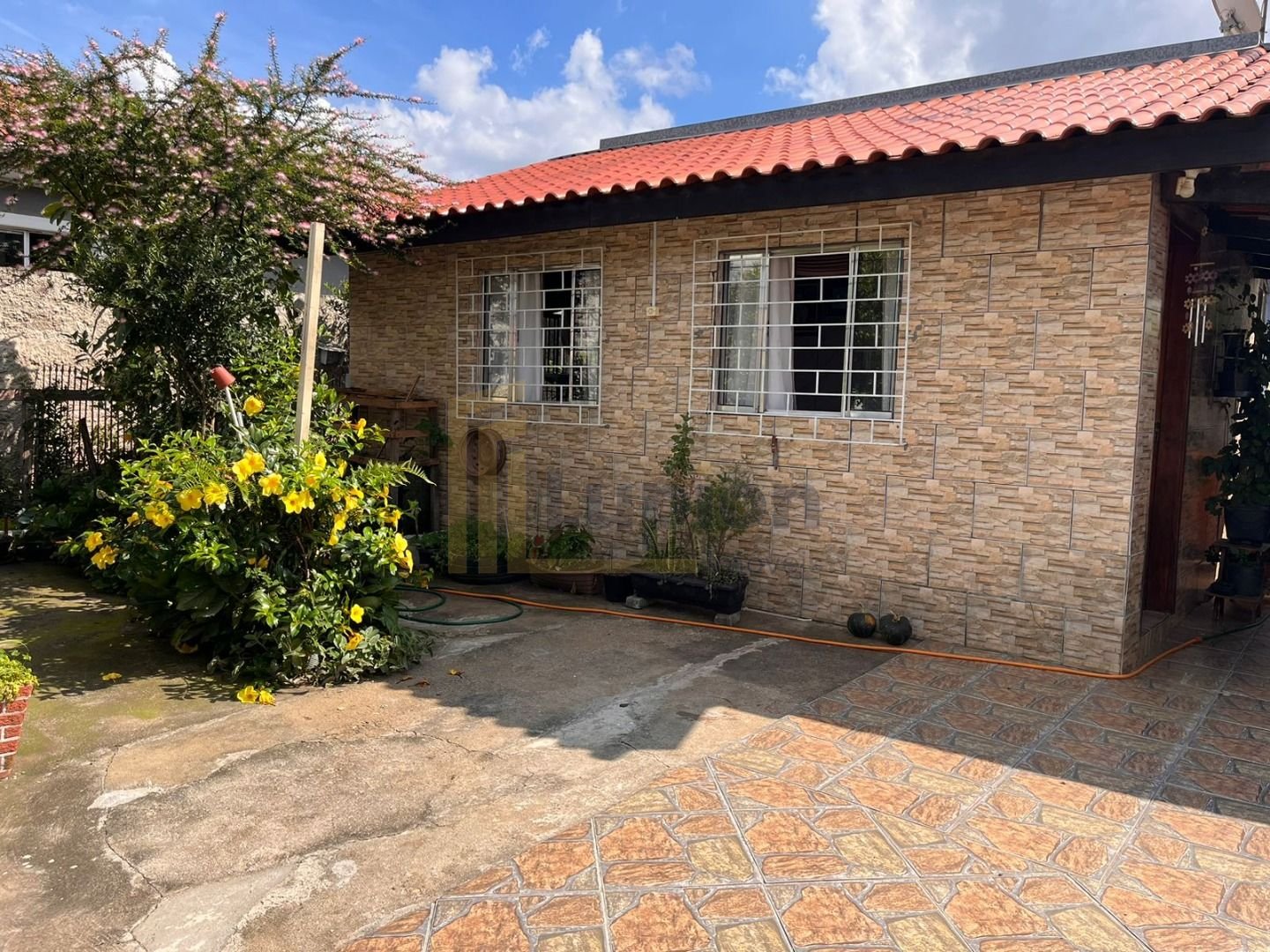 Casa com 3 dormitórios à venda, 140 m  por R  380.000,00 - Gua...