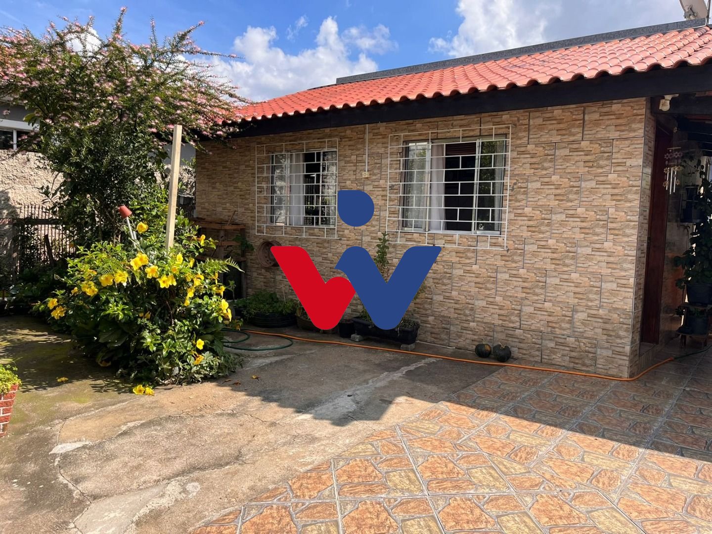 Casa com 3 dormitórios à venda, 140 m  por R  380.000,00 - Gua...