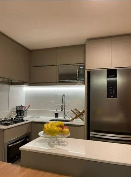 Apartamento com 2 dormitórios à venda, 74 m  por R  890.000,00...