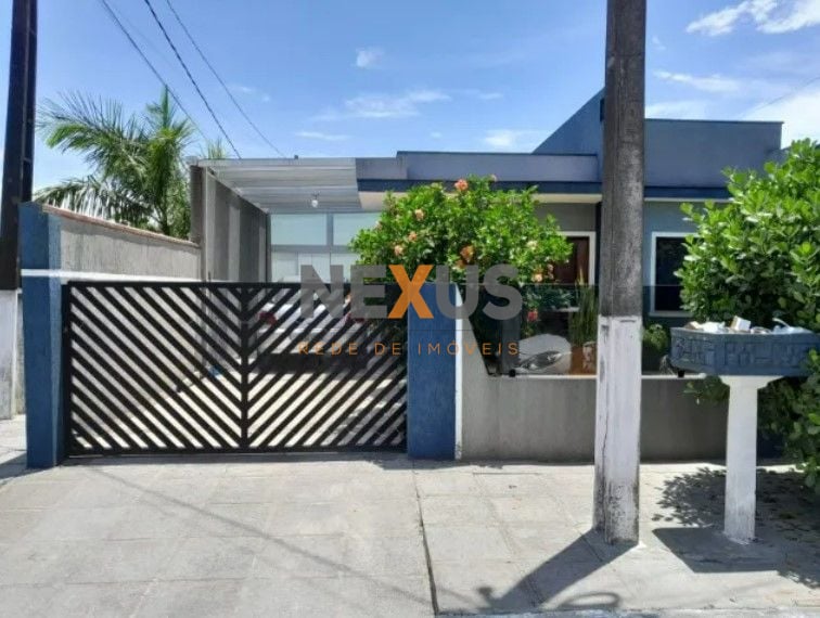 Casa com 2 dormitórios à venda, 70 m  por R  349.000,00 - Prim...