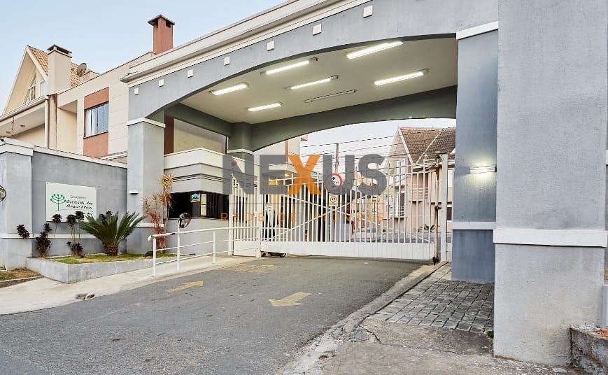 Sobrado com 4 dormitórios à venda, 169 m  por R  790.000,00 - ...