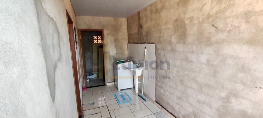 Casa com 2 dormitórios à venda, 50 m  por R  300.000,00 - Parq...