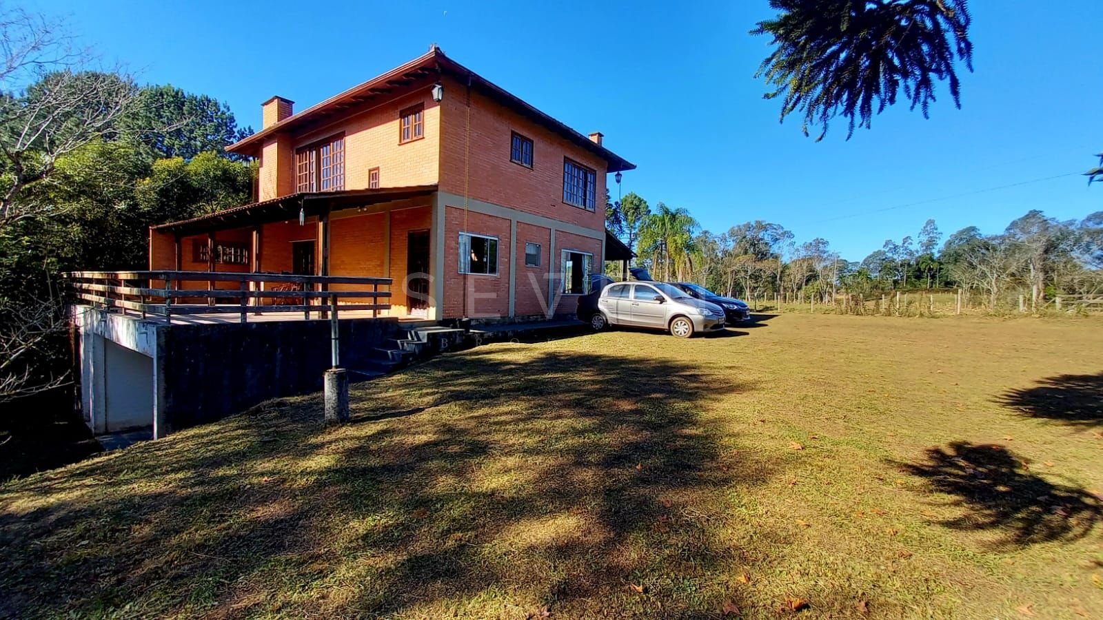 Chácara com 3 dormitórios à venda, 60000 m  por R  690.000,00 ...
