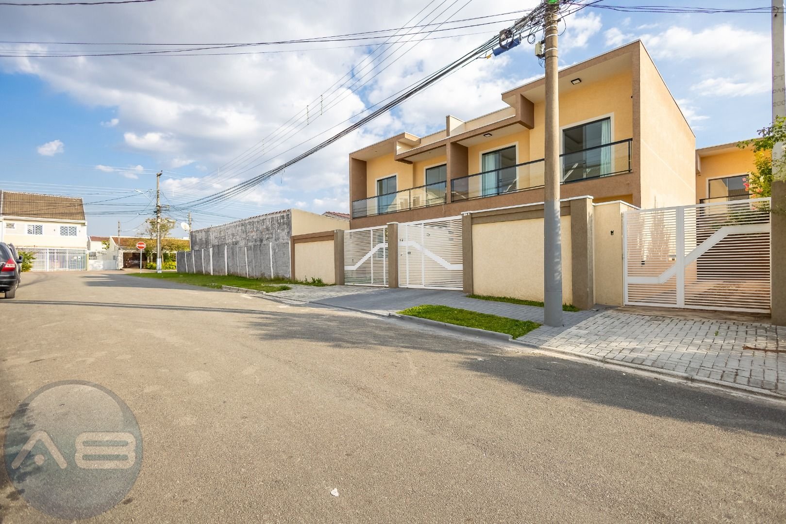 Sobrado com 3 dormitórios à venda, 115 m  por R  549.000,00 - ...