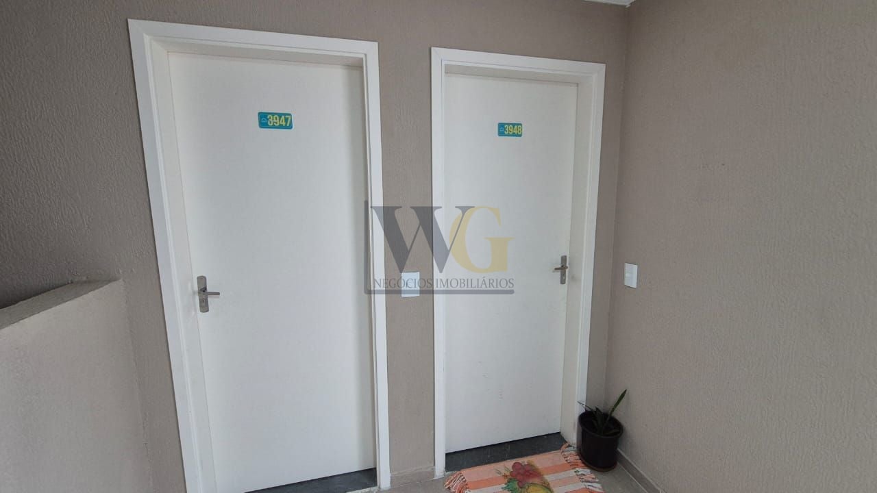 Apartamento com 2 dormitórios à venda, 40 m  por R  169.000,00...