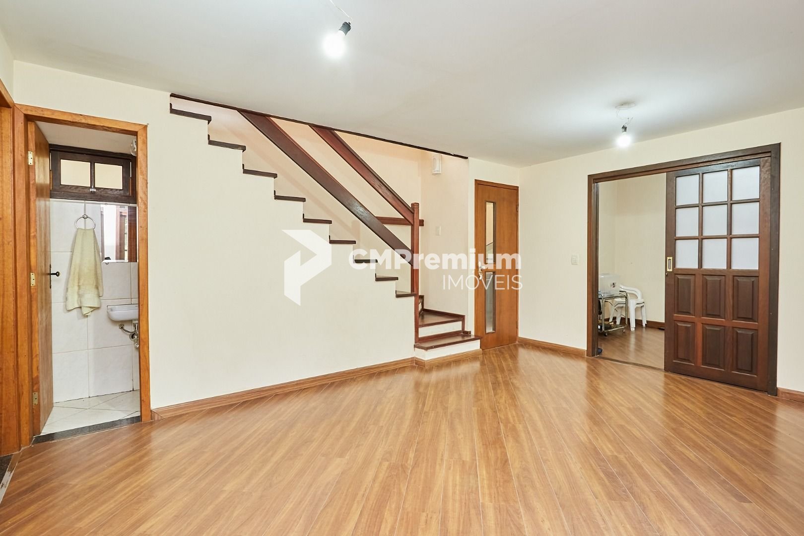 Casa com 4 dormitórios à venda, 275 m  por R  1.190.000,00 - A...