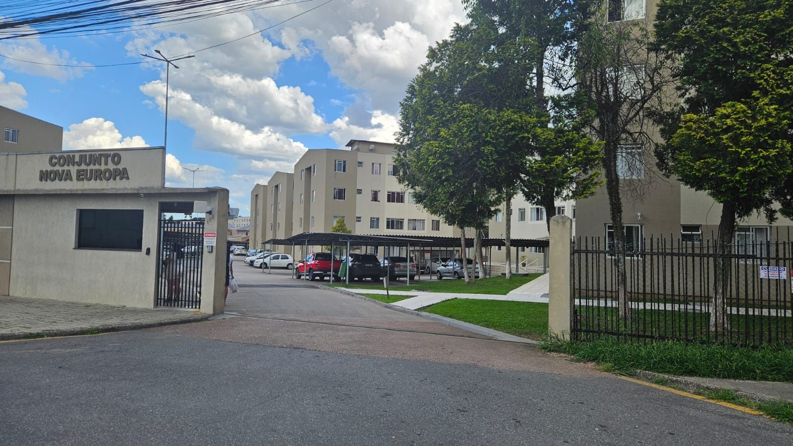 Apartamento térreo com 3 quartos no Nova Europa, Araucária PR ...