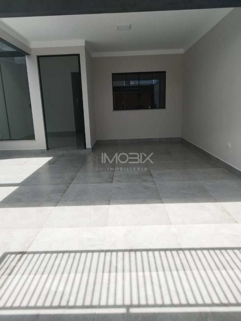 Casa com 3 dormitórios à venda, 122 m² por R$ 679.900,00 - Jar...