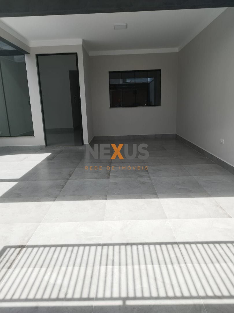 Casa com 3 dormitórios à venda, 122 m² por R$ 679.900,00 - Jar...