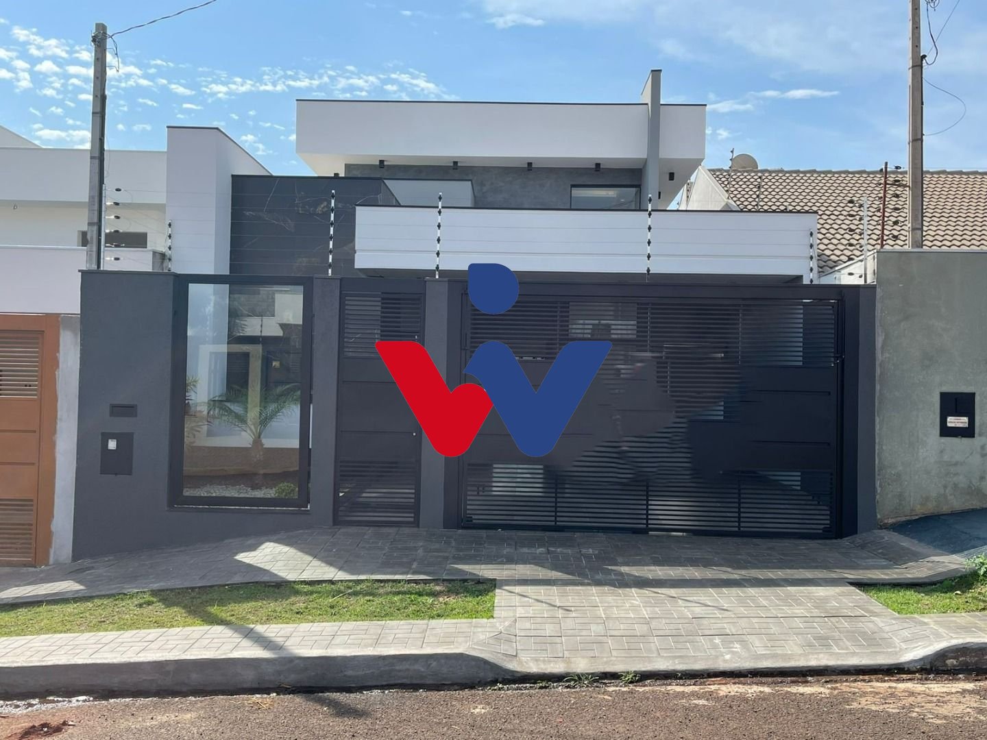Casa com 3 dormitórios à venda, 136 m² por R$ 645.000,00 - Jar...
