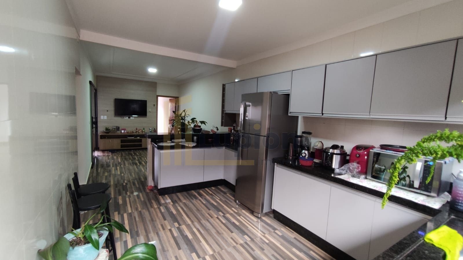 Casa com 3 dormitórios à venda, 112 m² por R$ 300.000,00 - Jar...