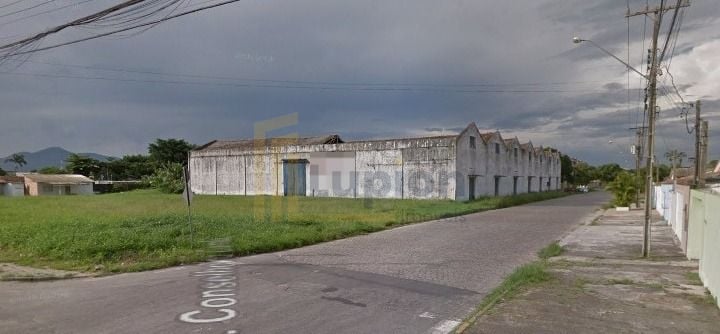 Área Industrial Logística em Paranaguá  7 Barracões, Doca e Pá...