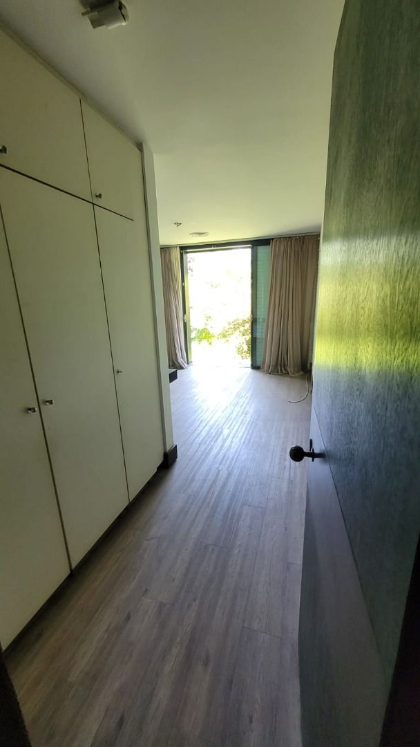 Residência Assinada por Sérgio Bernardes no Seminário  764 m  ...