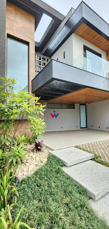 Sobrado com 4 dormitórios à venda, 302 m  por R  2.449.000,00 ...