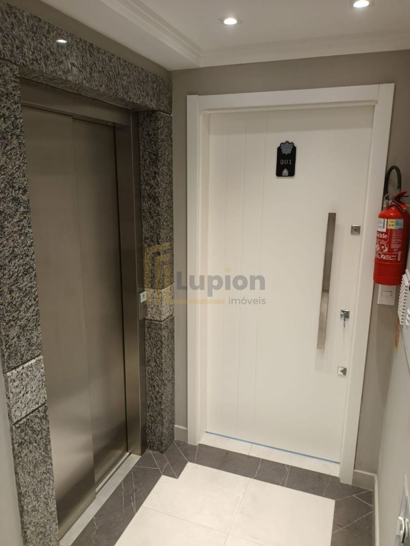 Apartamento com 2 dormitórios à venda, 62 m  por R  750.000,00...
