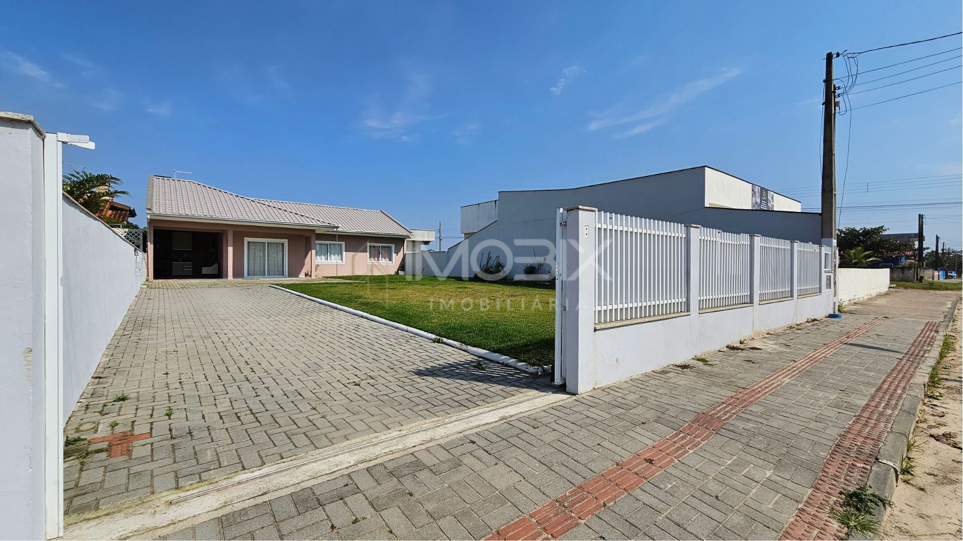 Casa com 4 dormitórios 01 suíte  à venda, 130 m  por R  950.00...