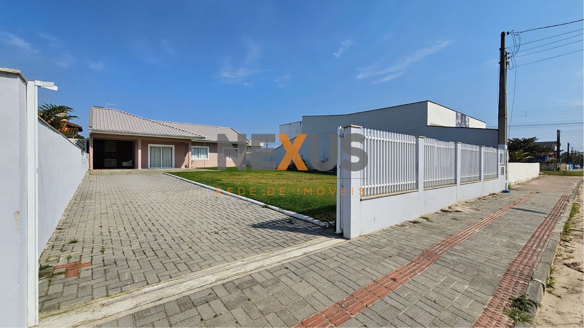 Casa com 4 dormitórios 01 suíte  à venda, 130 m  por R  950.00...