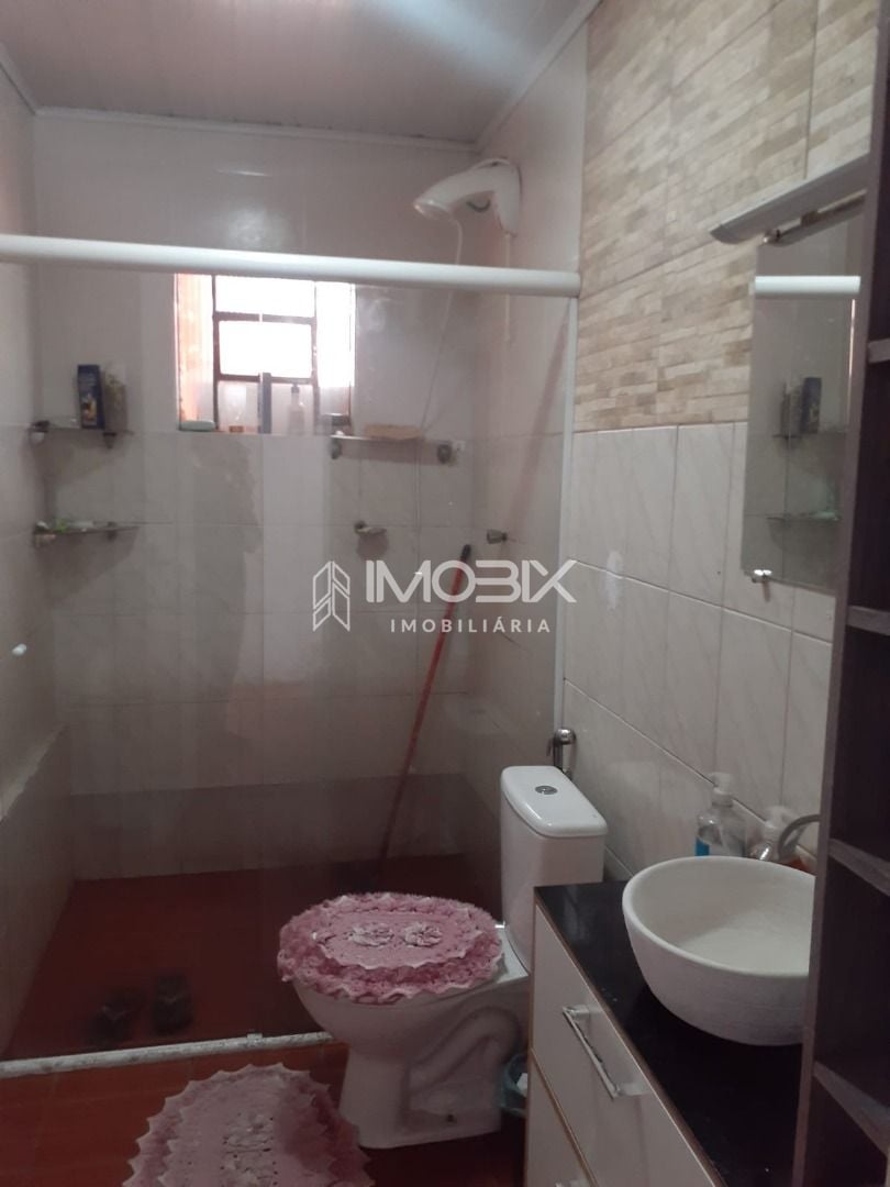 Casa com 2 dormitórios à venda,130.00 m , uberaba, CURITIBA - PR