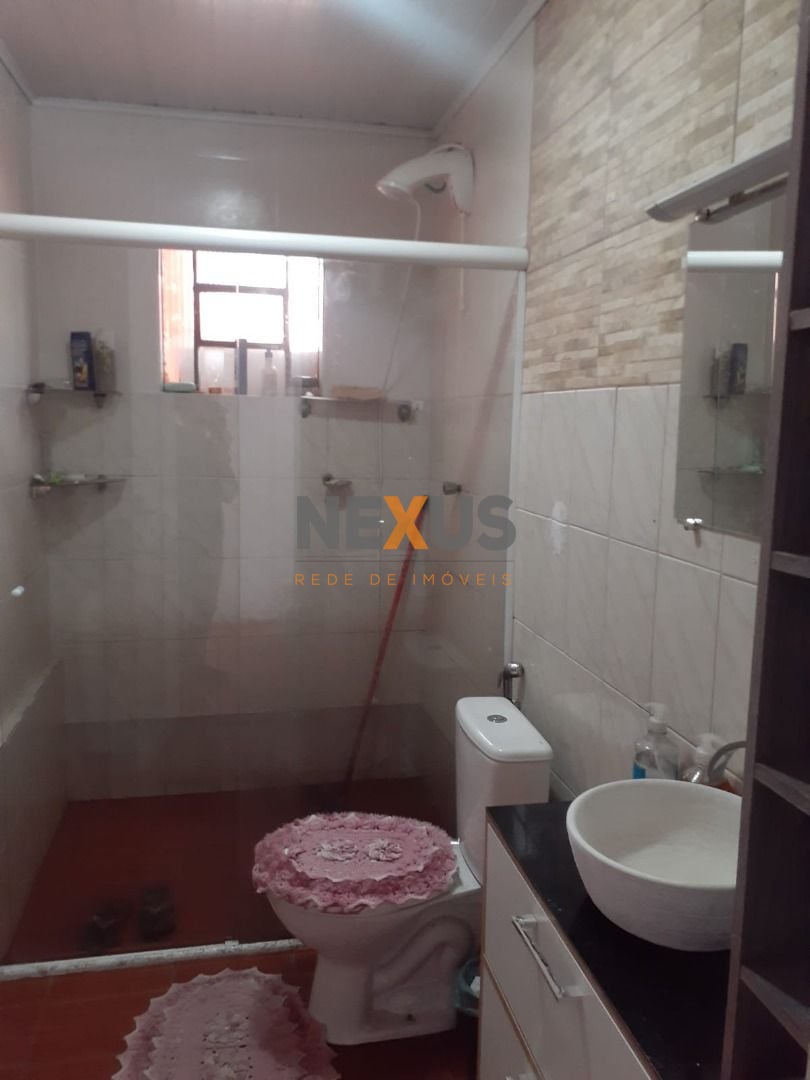 Casa com 2 dormitórios à venda,130.00 m , uberaba, CURITIBA - PR