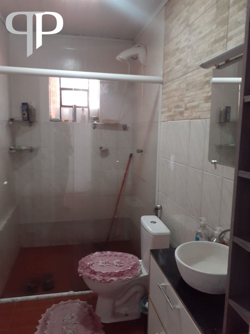 Casa com 2 dormitórios à venda,130.00 m , uberaba, CURITIBA - PR