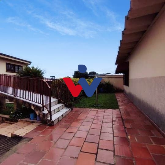 Casa com 5 dormitórios à venda, 240 m  por R  899.000,00 - São...