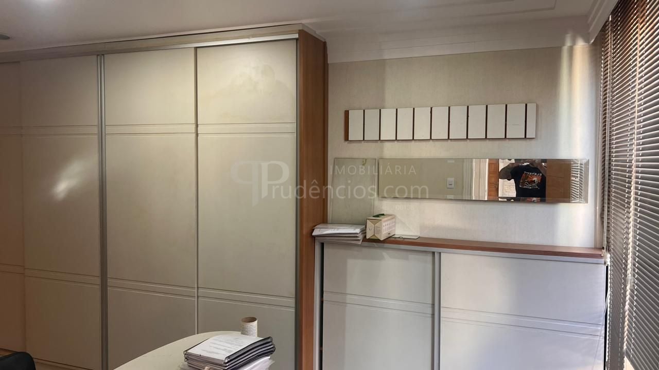 Sala à venda, 46 m  por R  250.000,00 - Centro - Curitiba PR