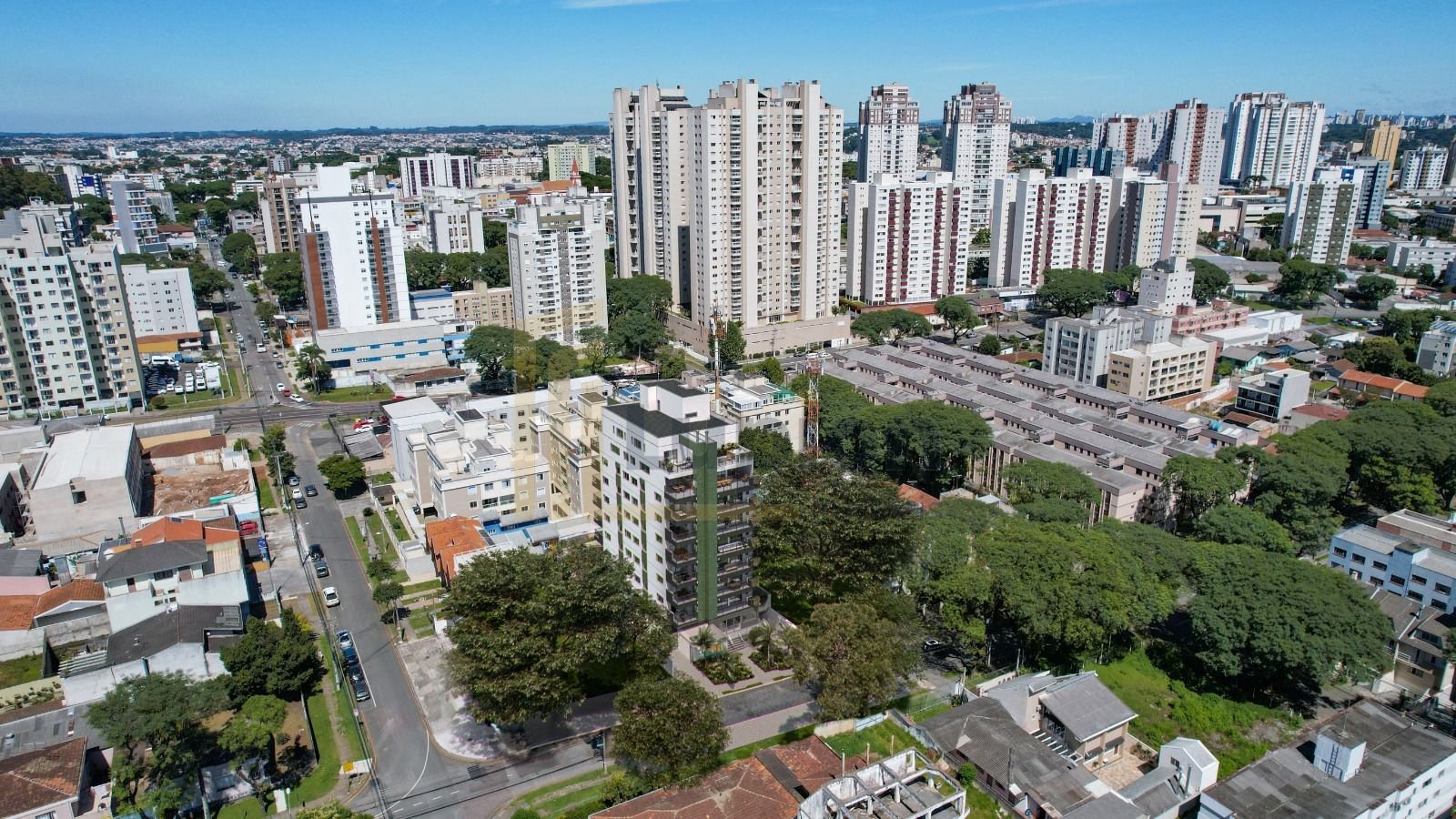 Apartamento com 3 dormitórios à venda,66.02 m , portão, CURITI...
