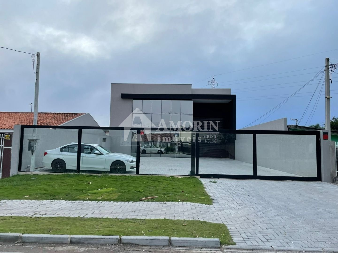 Galpão à venda, 670 m  por R  2.699.999,00 - Boqueirão - Curit...