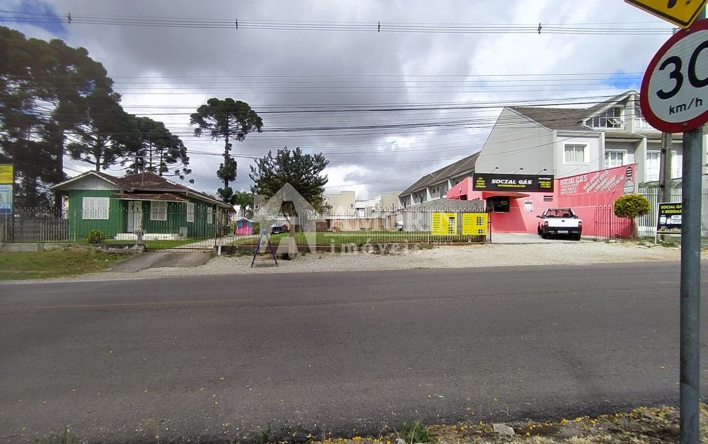 Terreno à venda, 1507 m  por R  2.350.000,00 - Boqueirão - Cur...