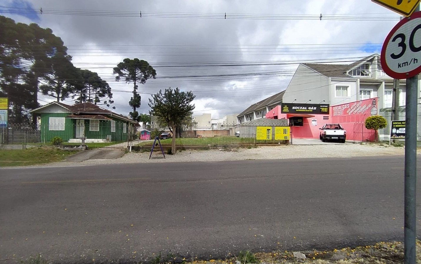 Terreno de Esquina no Boqueirão  1.507m  para Construção