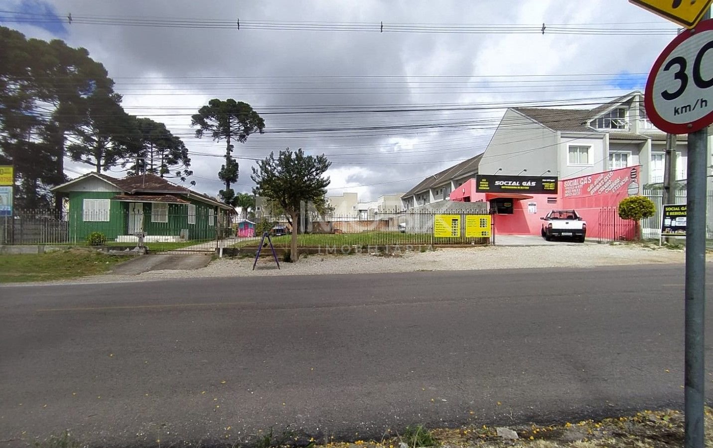 Terreno à venda, 1507 m  por R  2.350.000,00 - Boqueirão - Cur...