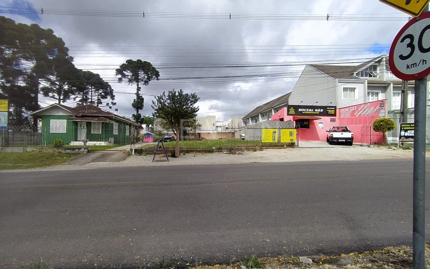 Terreno à venda, 1507 m  por R  2.350.000,00 - Boqueirão - Cur...