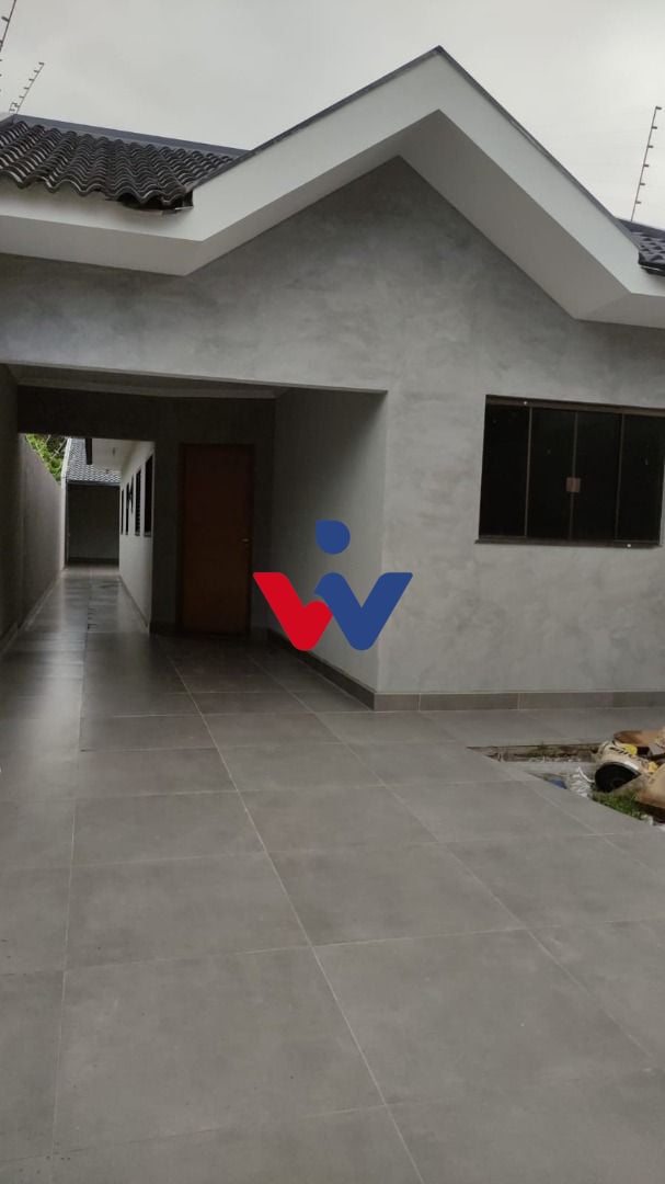 Casa com 3 dormitórios à venda, 82 m² por R$ 390.000,00 - Cent...