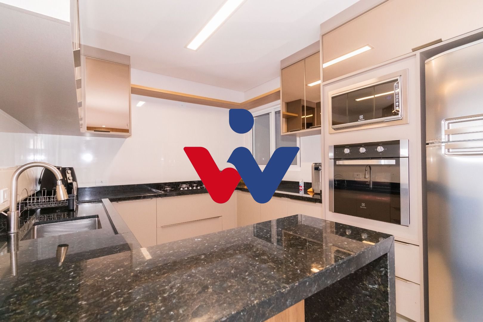 Sobrado com 3 dormitórios à venda, 196 m  por R  1.390.000,00 ...