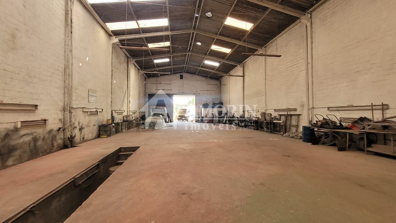 Barracão à venda, 620 m  por R  1.499.000,00 - Boqueirão - Cur...