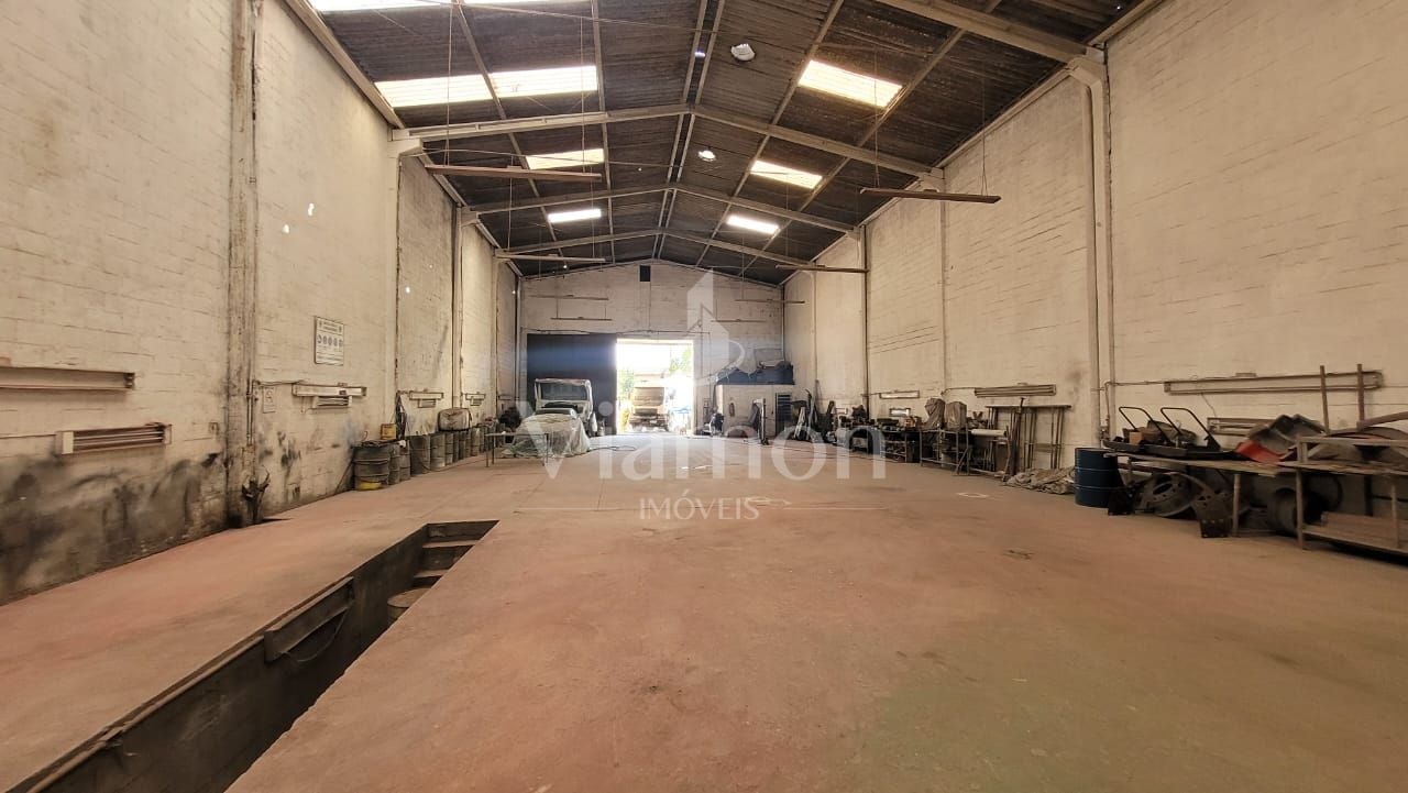 Barracão à venda, 620 m  por R  1.499.000,00 - Boqueirão - Cur...
