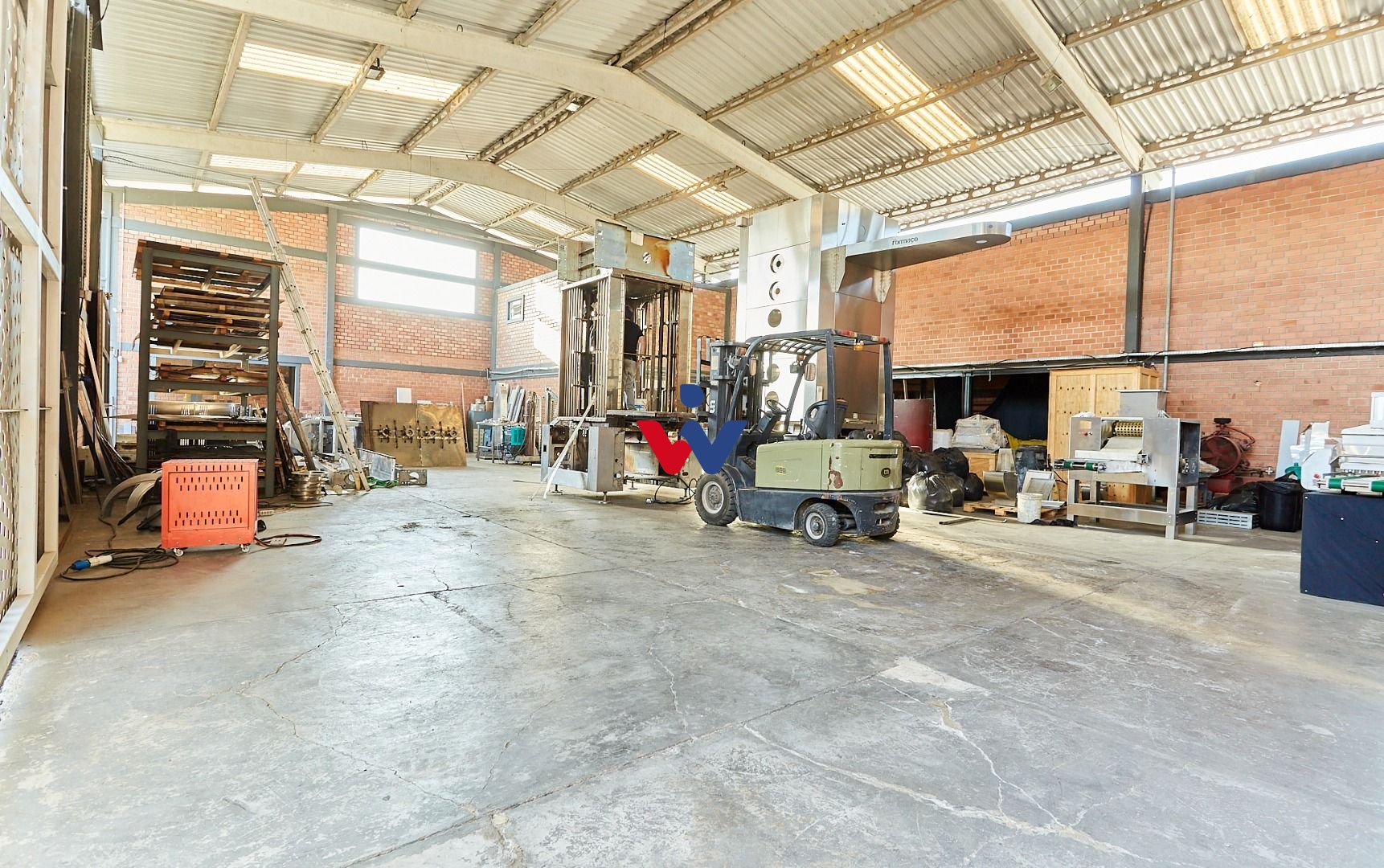 Barracão à venda, 500 m  por R  2.500.000,00 - Cidade Industri...