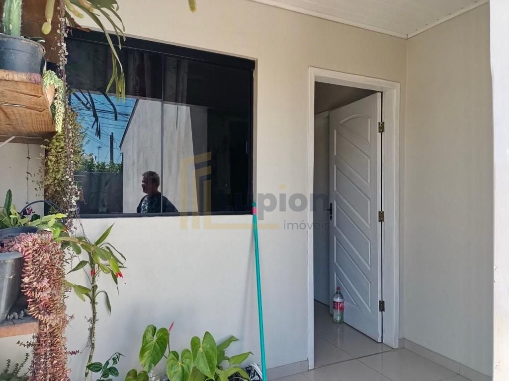 Casa com 2 dormitórios à venda, 70 m  por R  270.000,00 - Cost...