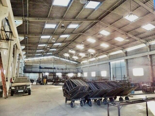 Barracão à venda, 3350 m  por R  2.800.000,00 - Ribeirão Verme...