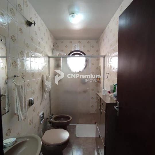 Casa com 5 dormitórios à venda, 240 m  por R  899.000,00 - São...