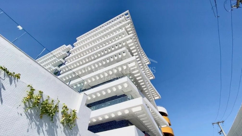 Apartamento com 3 dormitórios à venda, 200 m  por R  2.400.000...
