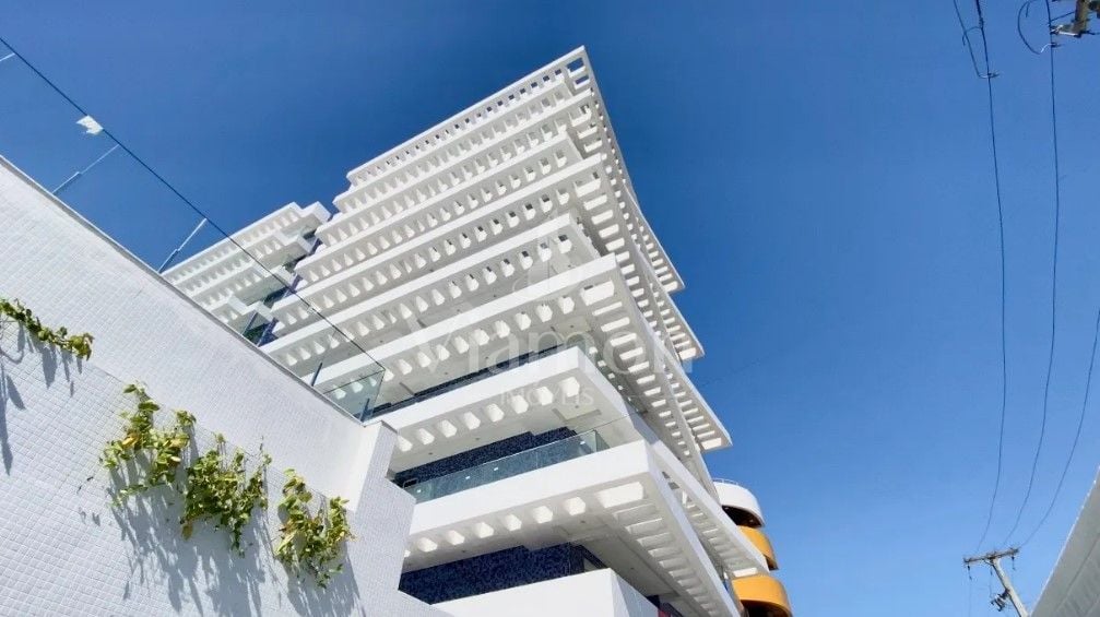 Apartamento com 3 dormitórios à venda, 200 m  por R  2.400.000...