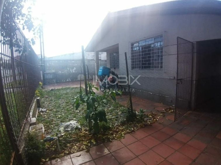 Casa com 3 dormitórios à venda, 180 m  por R  550.000,00 - Par...
